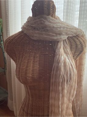 Summery, gauzy tan and white scarf